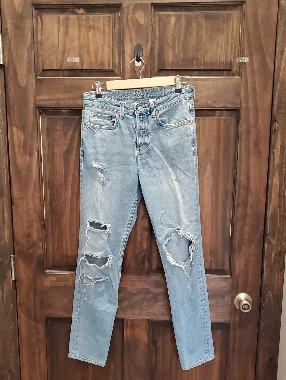 Light Blue Distressed Boyfriend Jeans - Women